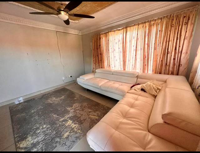 2 BEDROOM PROPERTY TO RENT IN SOSHANGUVE BB